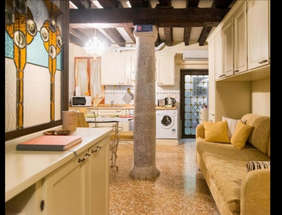 Historical Flat In Cannaregio, Venezia Eksteriør billede