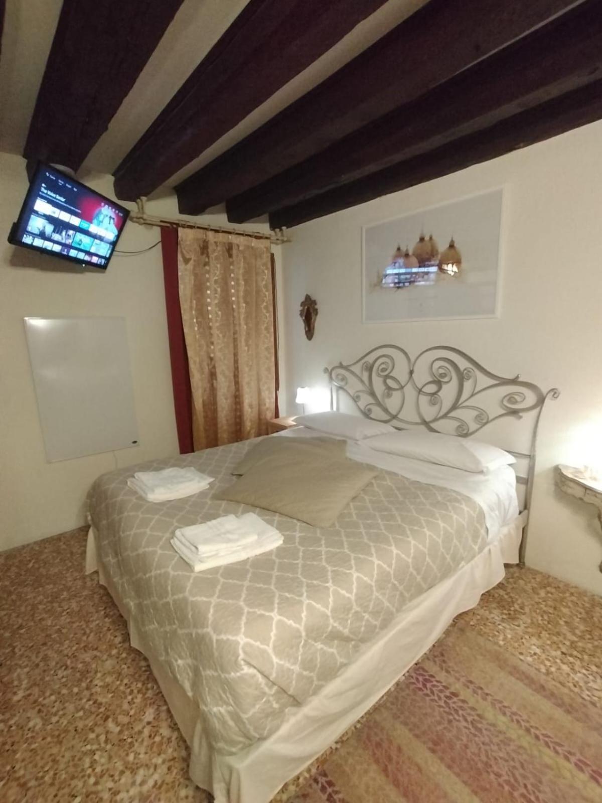 Historical Flat In Cannaregio, Venezia Eksteriør billede