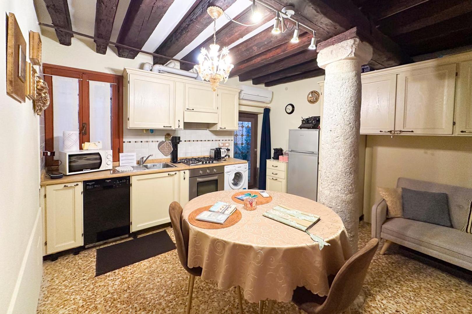 Historical Flat In Cannaregio, Venezia Eksteriør billede